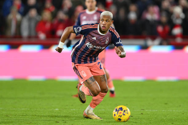 俱乐部在新 俱乐部在新